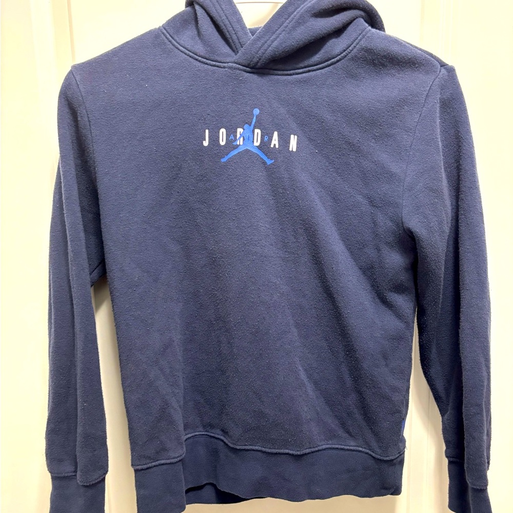 Nike Air Jordan navy hoodie. Sz YM